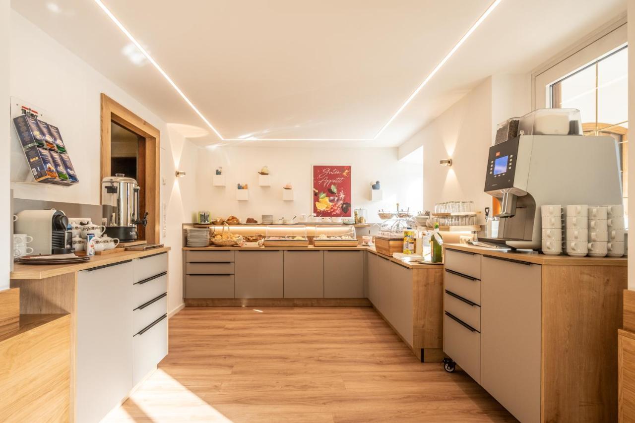Hotel-Pension Falkensteiner Санкт Гилген Екстериор снимка