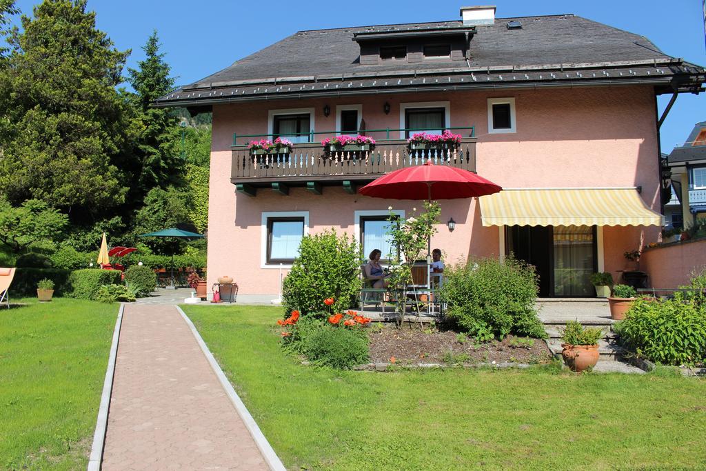 Hotel-Pension Falkensteiner Санкт Гилген Екстериор снимка