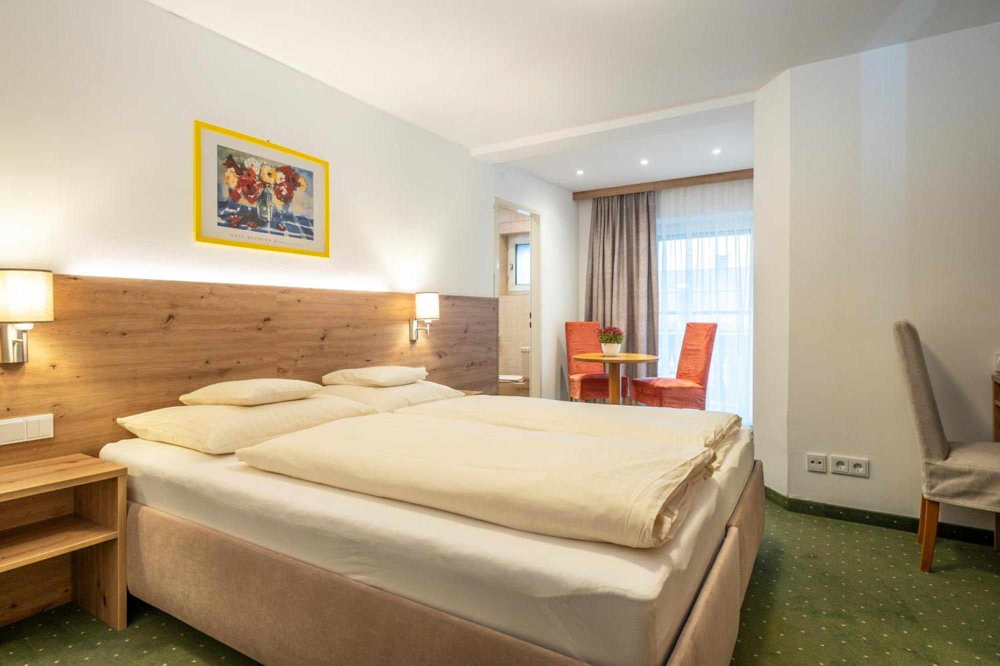 Hotel-Pension Falkensteiner Санкт Гилген Екстериор снимка