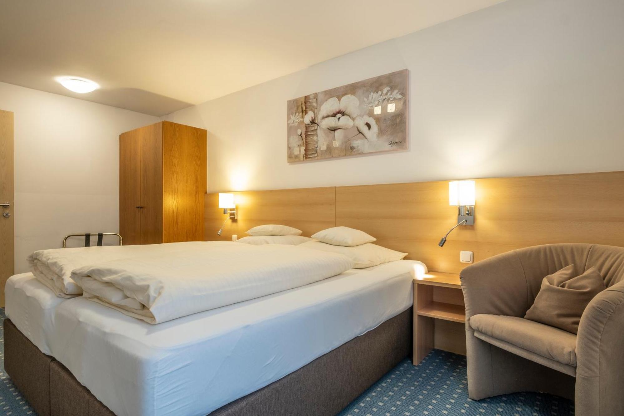 Hotel-Pension Falkensteiner Санкт Гилген Екстериор снимка