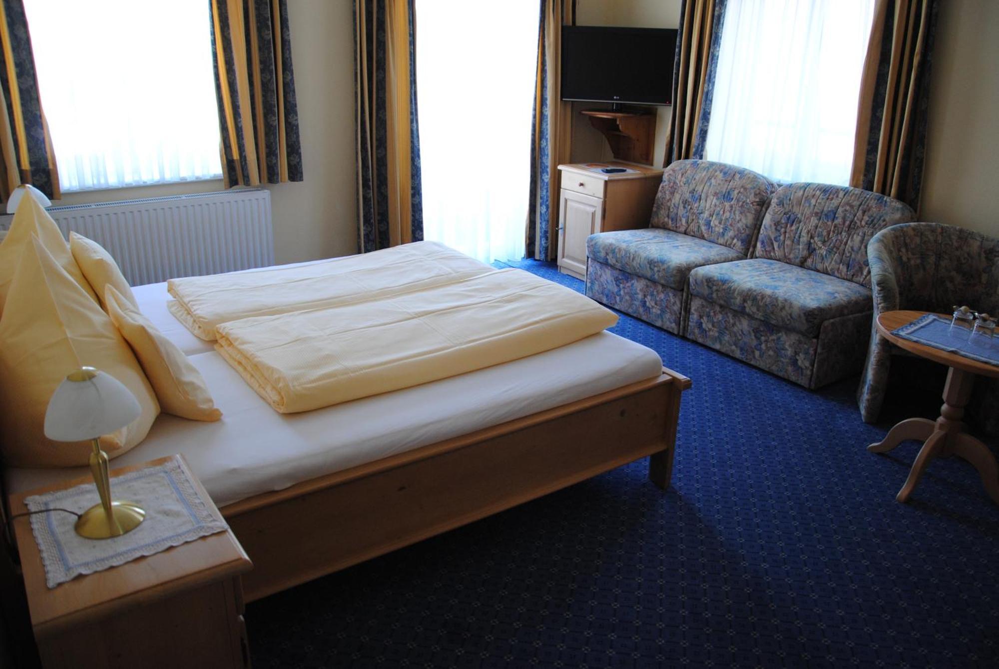 Hotel-Pension Falkensteiner Санкт Гилген Стая снимка