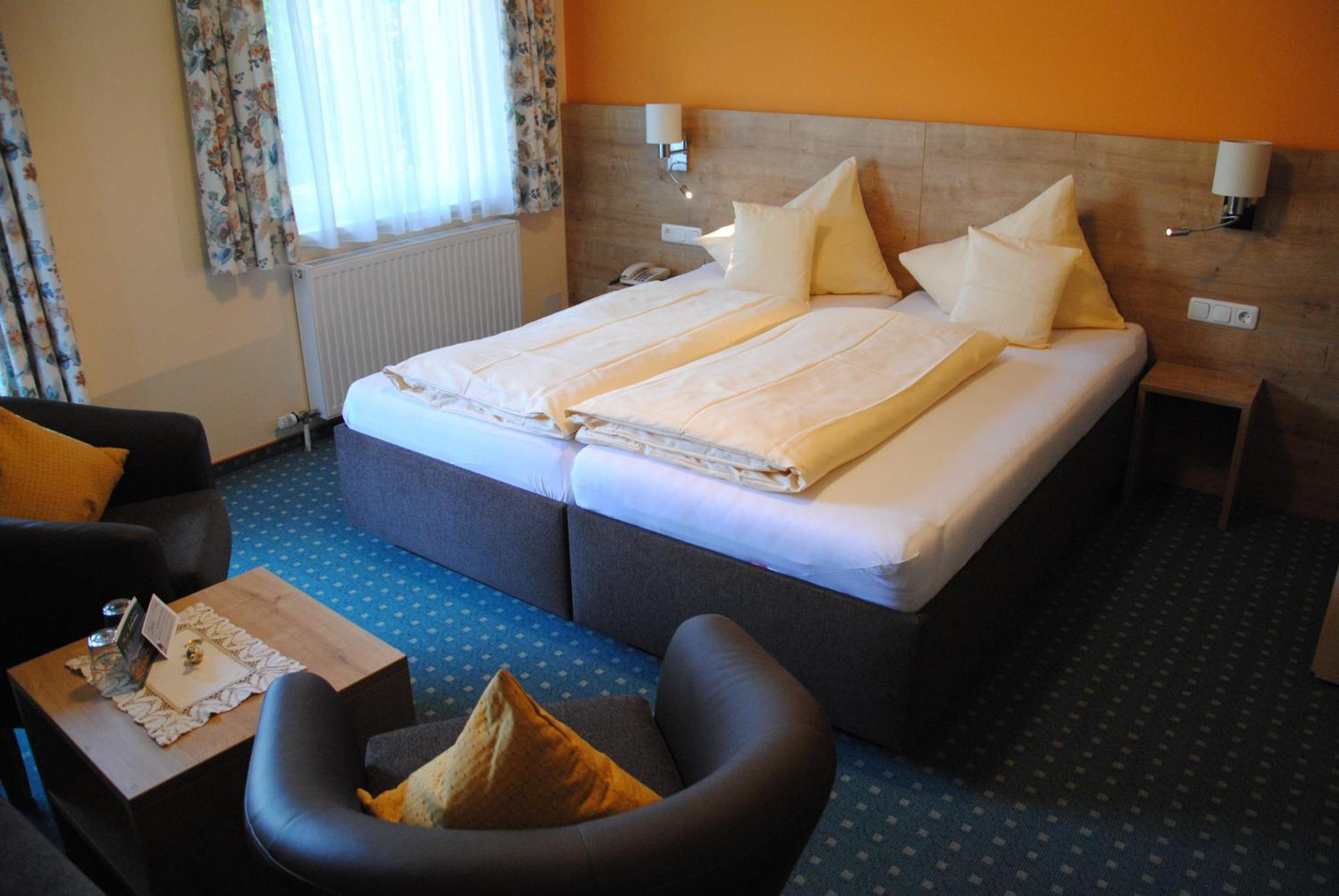 Hotel-Pension Falkensteiner Санкт Гилген Екстериор снимка
