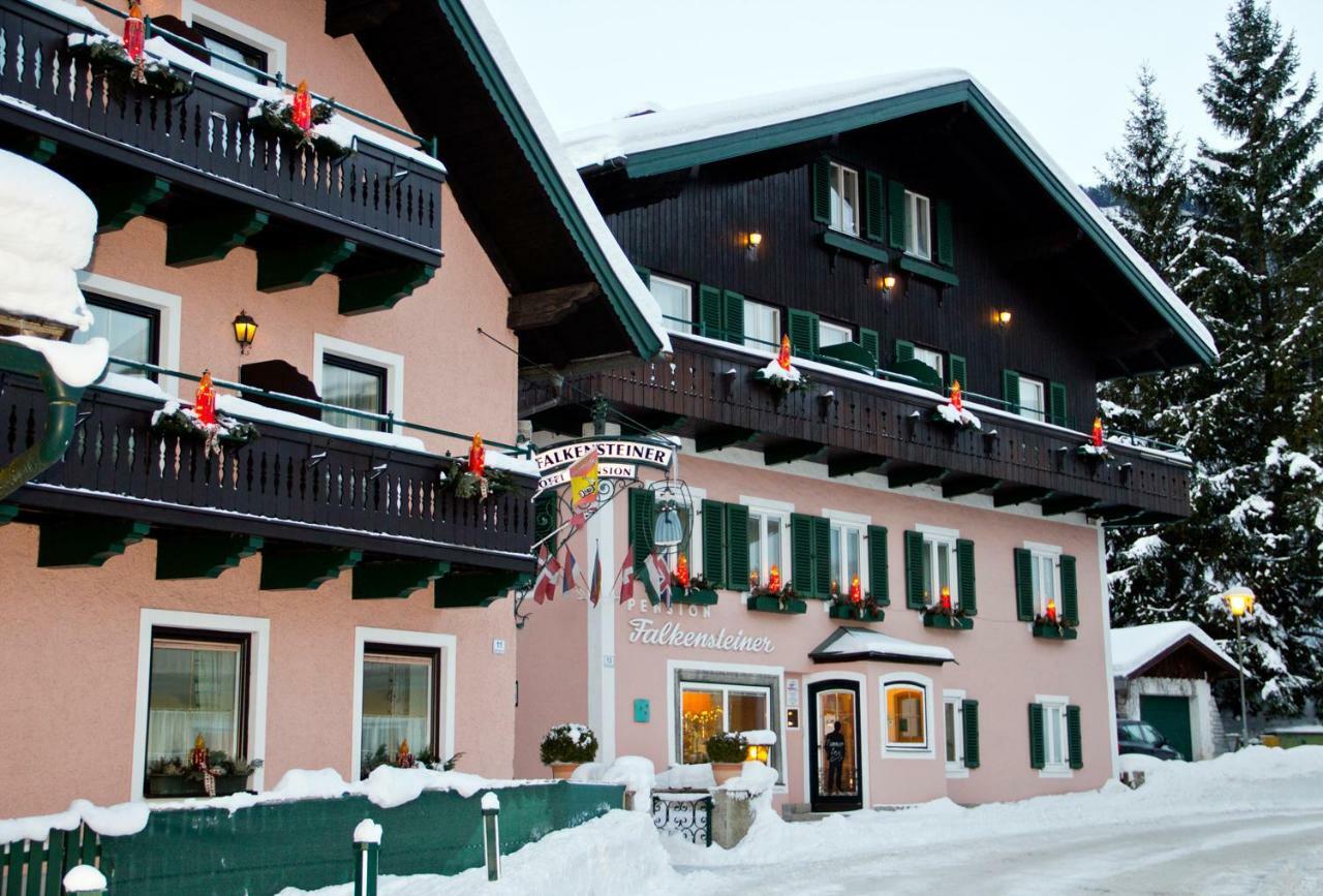 Hotel-Pension Falkensteiner Санкт Гилген Екстериор снимка